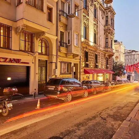 Stylish 2br Galata-taksim Area Near Metro * Istanbul