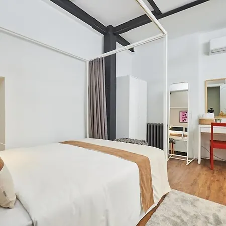 Stylish 2br Galata-taksim Area Near Metro Apartment