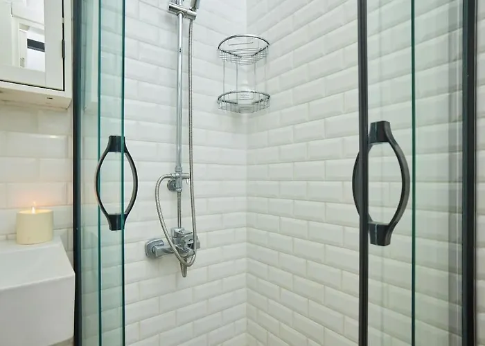 Stylish 2br Galata-taksim Area Near Metro Apartmán *