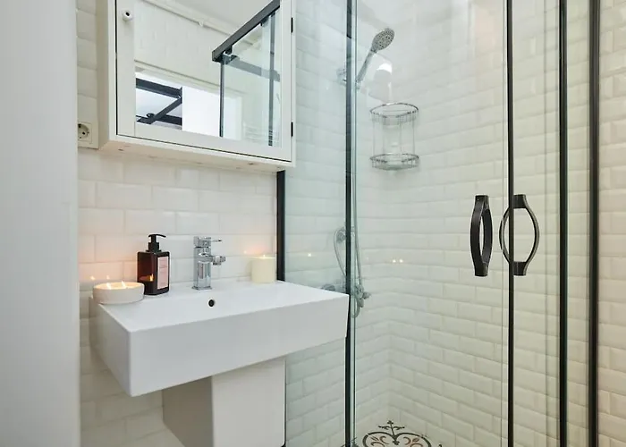 Stylish 2br Galata-taksim Area Near Metro *